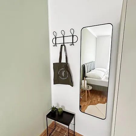 Appartamento Zentrales Business Apartment Mit Schlafzimmer