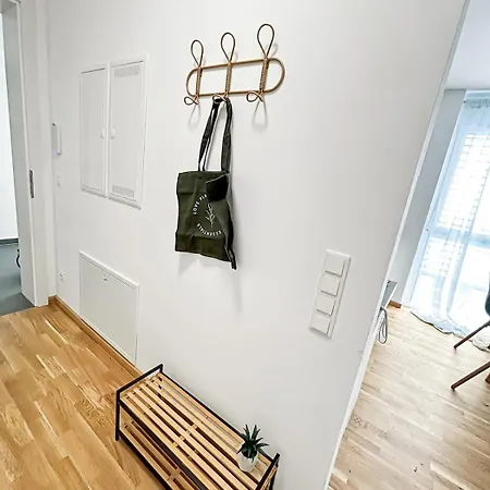 Apartman Zentrales Business Mit Schlafzimmer Bécsújhely