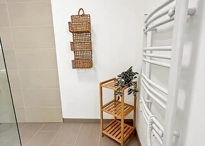 Apartment Zentrales Business Mit Schlafzimmer